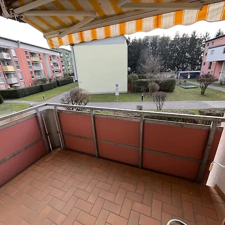 In Einer Ruhigen Umgebung In Appartement
