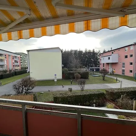In Einer Ruhigen Umgebung In Апартаменти *